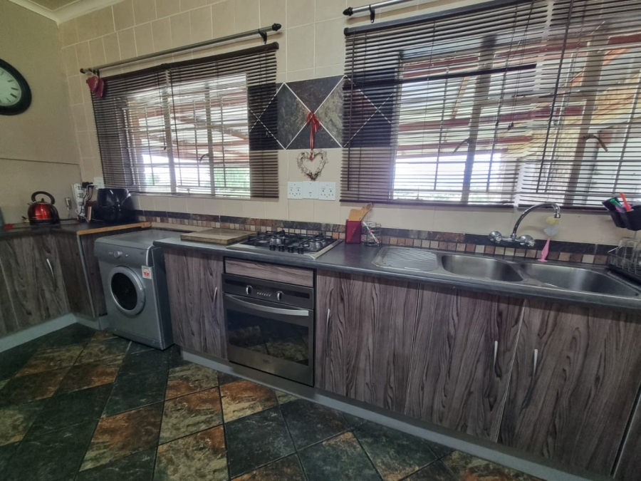 To Let 2 Bedroom Property for Rent in Bethlehem Rural Free State